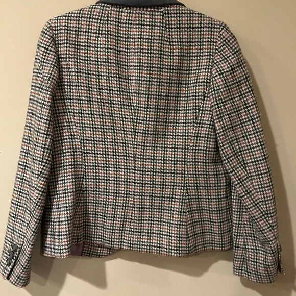 Talbots Houndstooth Blazer in Black, Cream & Pink - Picture 6 of 6